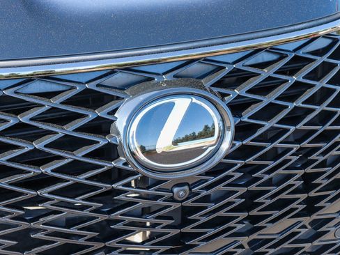 Used 2023 Lexus LX 600 F Sport w/ Accessory Package (Z1) AWD/4WD image 13