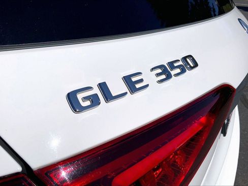 Used 2020 Mercedes-Benz GLE 350 4MATIC image 32
