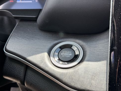Used 2023 Jeep Grand Cherokee Limited RWD image 24