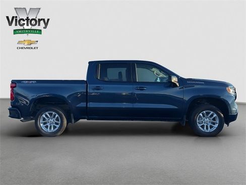 Used 2023 Chevrolet Silverado 1500 RST image 7
