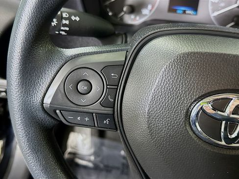 Certified 2025 Toyota Corolla LE FWD image 21