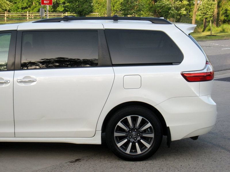 Used 2019 Toyota Sienna XLE w/ XLE Navigation Package AWD/4WD image 8