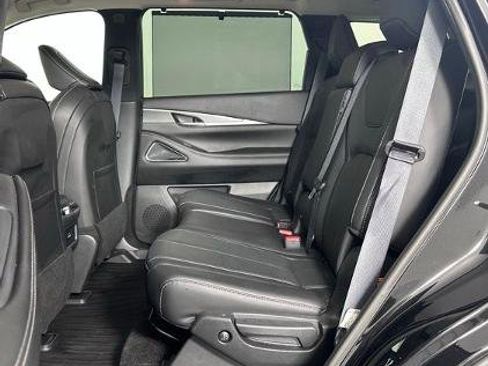 Certified 2025 INFINITI QX60 Luxe FWD image 20