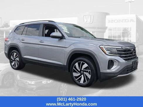 Used 2025 Volkswagen Atlas SE FWD image 7