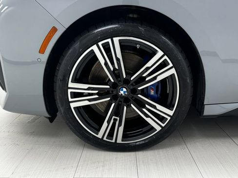 Used 2023 BMW 760i xDrive w/ Executive Package image 48