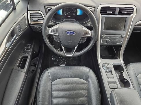 Used 2017 Ford Fusion Energi SE image 14