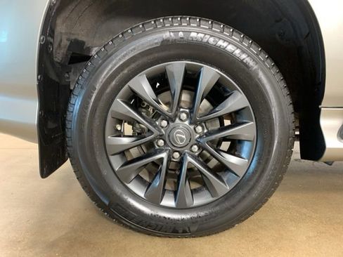 Used 2023 Lexus GX 460 Premium w/ Premium Plus Package AWD/4WD image 37