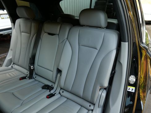 Used 2019 Audi Q7 2.0T Premium w/ Convenience Package image 46