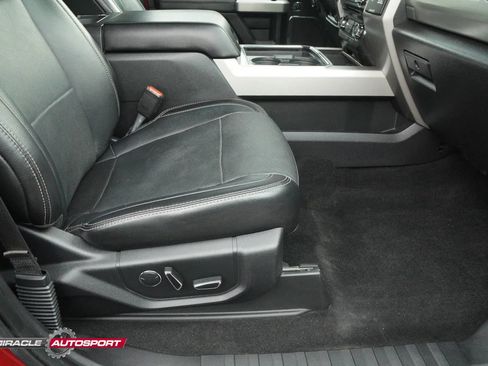 Used 2017 Ford F350 Lariat w/ Lariat Ultimate Package image 32