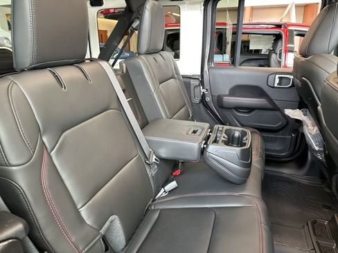 New 2026 Jeep Wrangler Unlimited Rubicon 392 w/ Quick Order Package 27X Moab AWD/4WD image 16