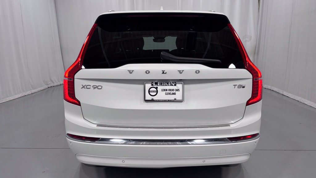 Certified 2025 Volvo XC90 T8 Plus w/ Protection Package Premier AWD/4WD image 7