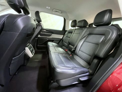 Used 2024 Lincoln Nautilus Reserve image 19