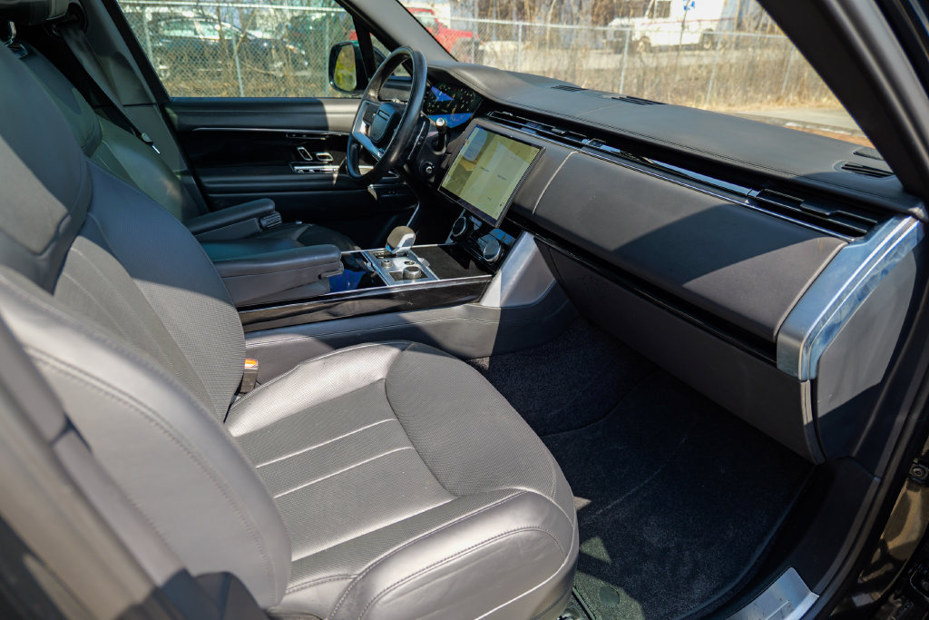 Used 2023 Land Rover Range Rover Autobiography AWD/4WD image 33