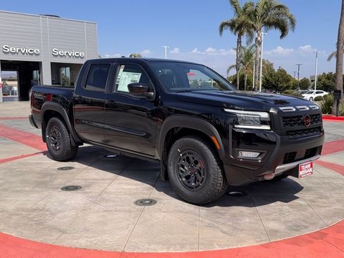 New 2025 Nissan Frontier Pro-X image 2