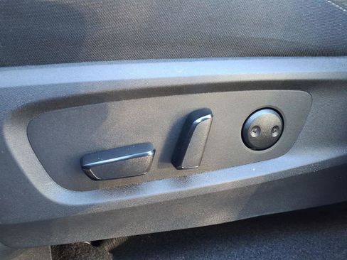 New 2026 Nissan Pathfinder SV image 25