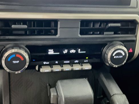 Used 2024 Toyota Tacoma SR AWD/4WD image 26