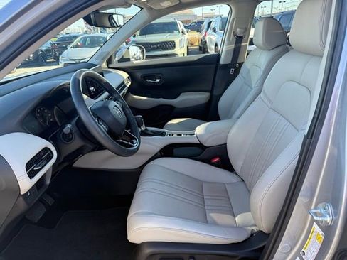 Used 2024 Honda HR-V EX-L image 9