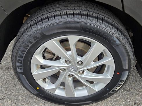 Used 2020 Hyundai Tucson Value w/ Cargo Package image 10