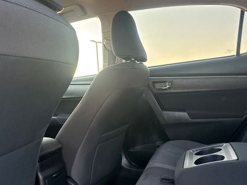 Used 2017 Toyota Corolla LE FWD image 36