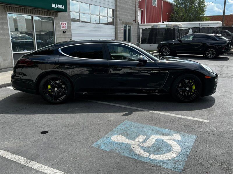 Used 2014 Porsche Panamera S RWD image 8