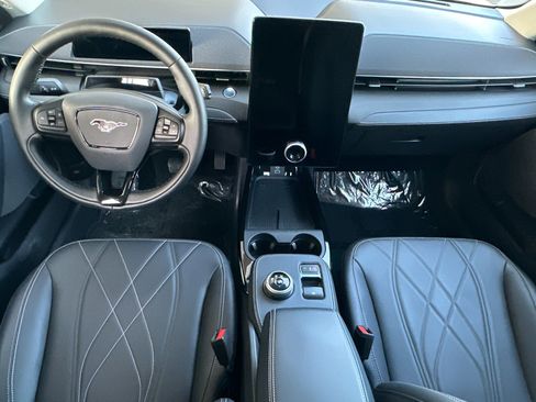 Certified 2024 Ford Mustang Mach-E Select image 14