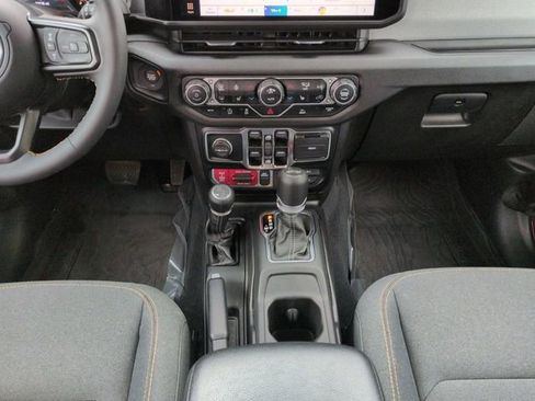 Certified 2024 Jeep Wrangler Unlimited Sport AWD/4WD image 22