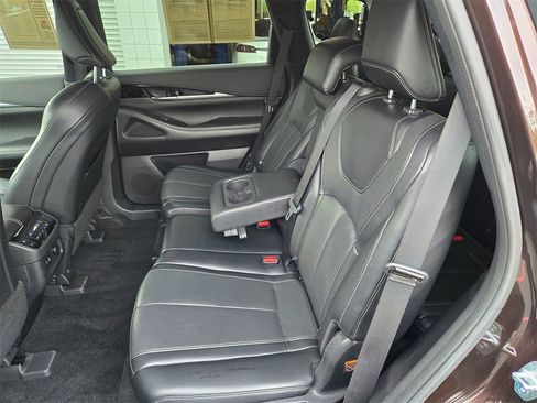 Used 2022 INFINITI QX60 Pure image 10