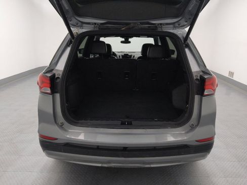 Used 2024 Chevrolet Equinox RS w/ RS Leather Package image 29