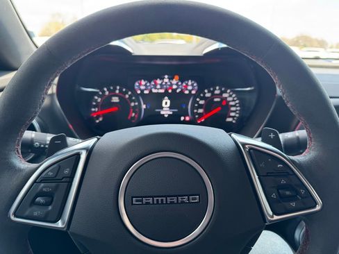 Used 2020 Chevrolet Camaro ZL1 image 16