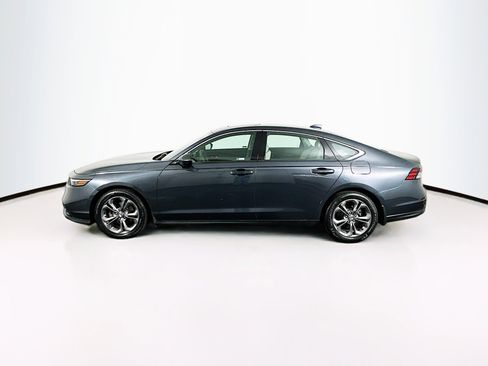 Used 2023 Honda Accord EX image 4