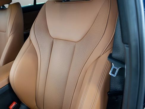 Used 2023 BMW M340i xDrive AWD/4WD image 41