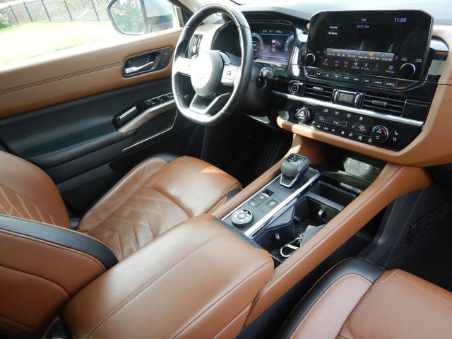 Used 2024 Nissan Pathfinder Platinum AWD/4WD image 20