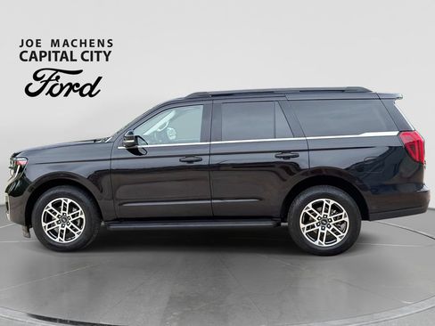 Used 2025 Ford Expedition Active AWD/4WD image 8