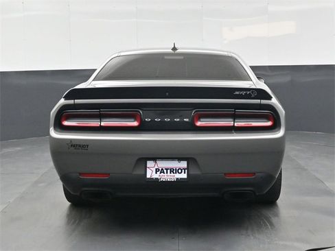 Used 2018 Dodge Challenger SRT Hellcat image 5