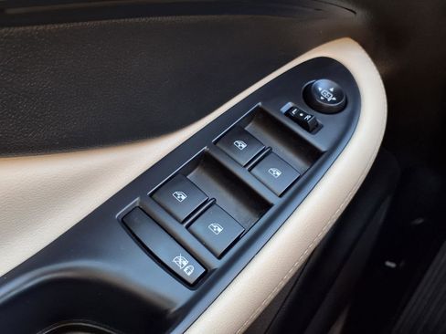 Used 2020 Buick Envision Preferred w/ LPO, Cargo Package image 9