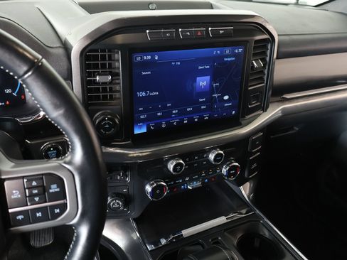 Used 2022 Ford F150 Lariat w/ Equipment Group 502A High AWD/4WD image 5