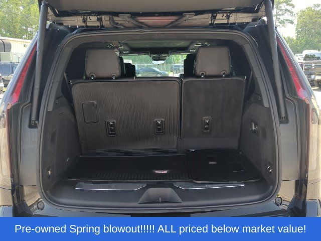 Used 2024 Cadillac Escalade V w/ Heavy-Duty Trailer Package AWD/4WD image 45