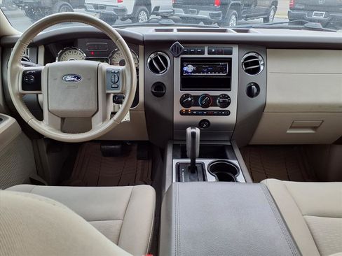 Used 2012 Ford Expedition EL XLT image 7