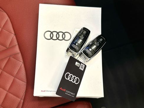 Used 2026 Audi SQ8 Prestige AWD/4WD image 42