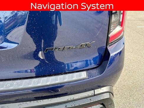 Certified 2025 Nissan Armada PRO-4X AWD/4WD image 9