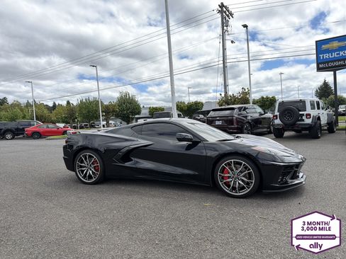 Used 2024 Chevrolet Corvette Stingray Coupe w/ Z51 Performance Package RWD image 7