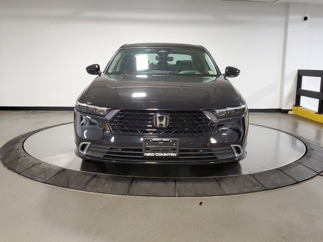 Used 2024 Honda Accord Touring image 4