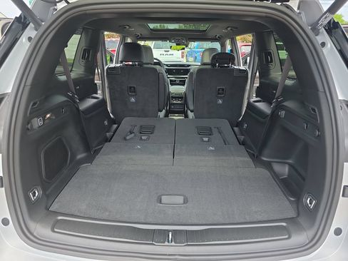 New 2026 Jeep Grand Cherokee L Limited AWD/4WD image 14