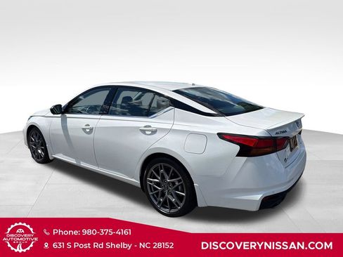 Certified 2024 Nissan Altima 2.0 SR FWD image 12