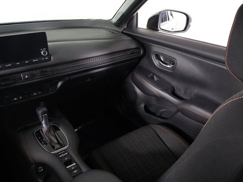 Used 2023 Honda HR-V Sport image 34