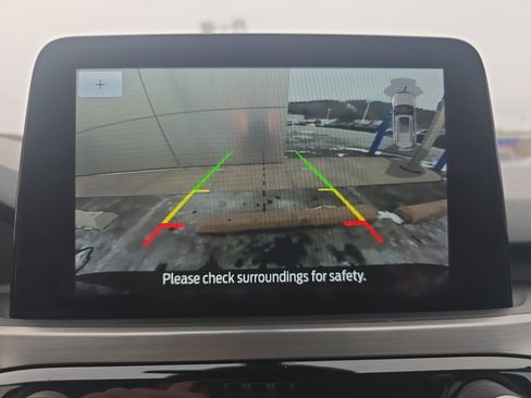 Used 2021 Ford Escape Titanium image 30