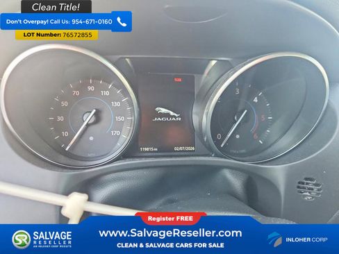 Used 2017 Jaguar F-PACE R-Sport image 12