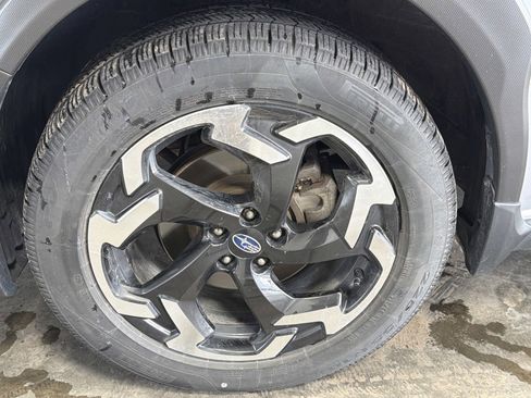 Certified 2021 Subaru Crosstrek 2.5i Limited w/ Popular Package #5 image 15