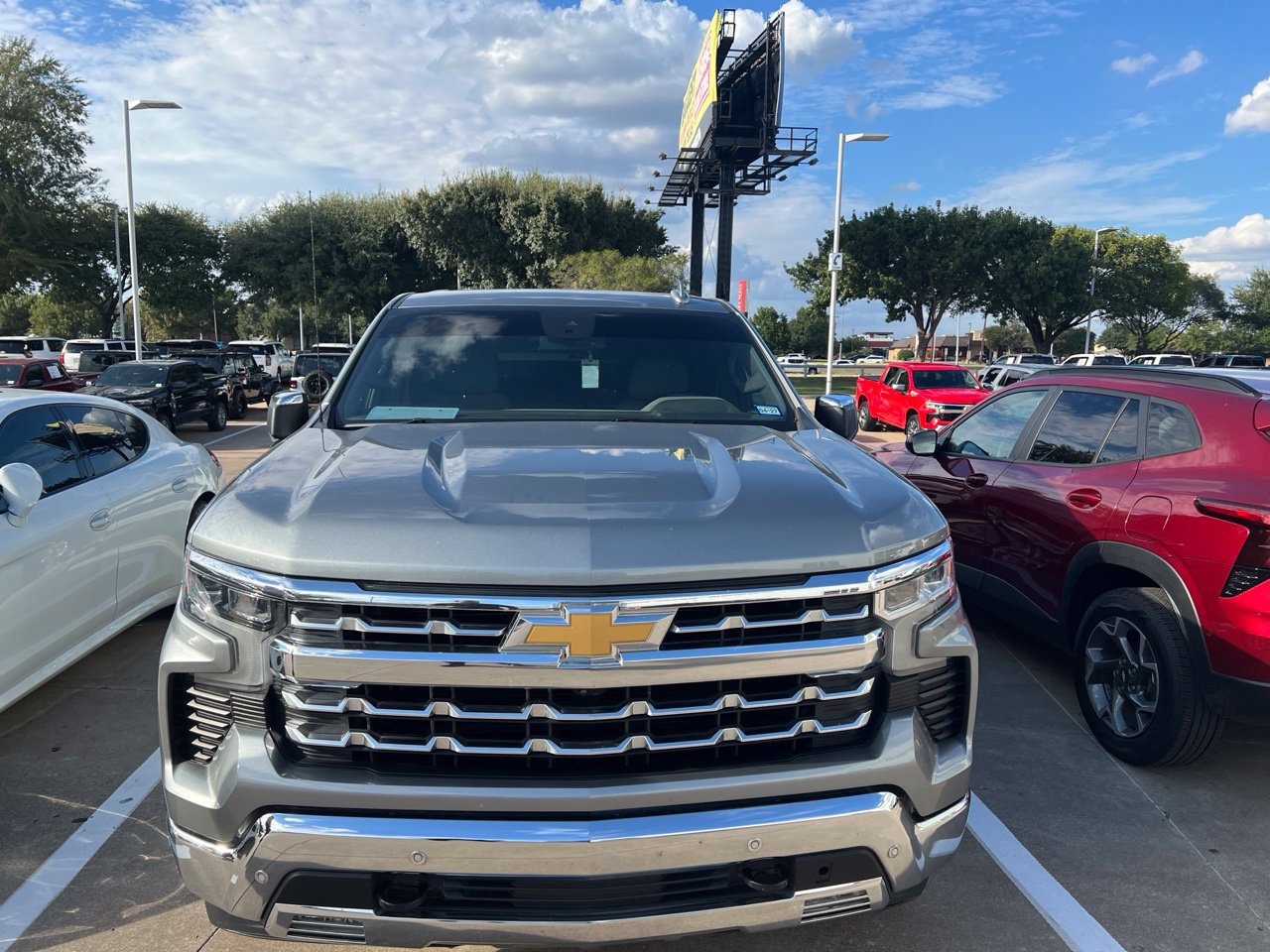Used 2023 Chevrolet Silverado 1500 LTZ RWD image 5