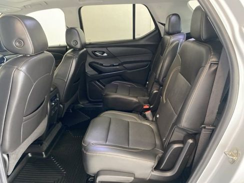 Used 2021 Chevrolet Traverse Premier image 13